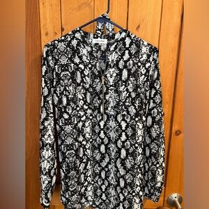 Calvin Klein dress shirt. Size S